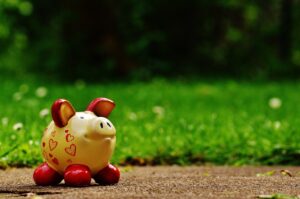 4 money saving tips for business owners